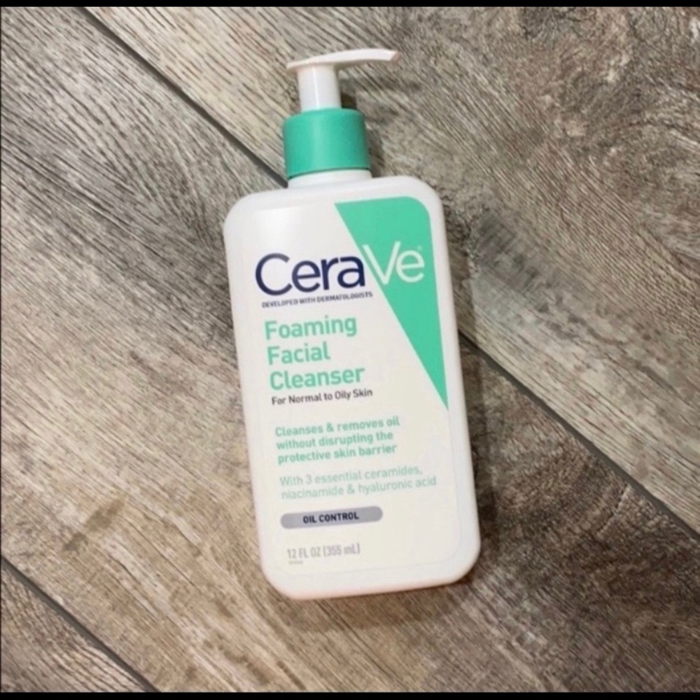 CeraVe Foaming Facial Cleanser